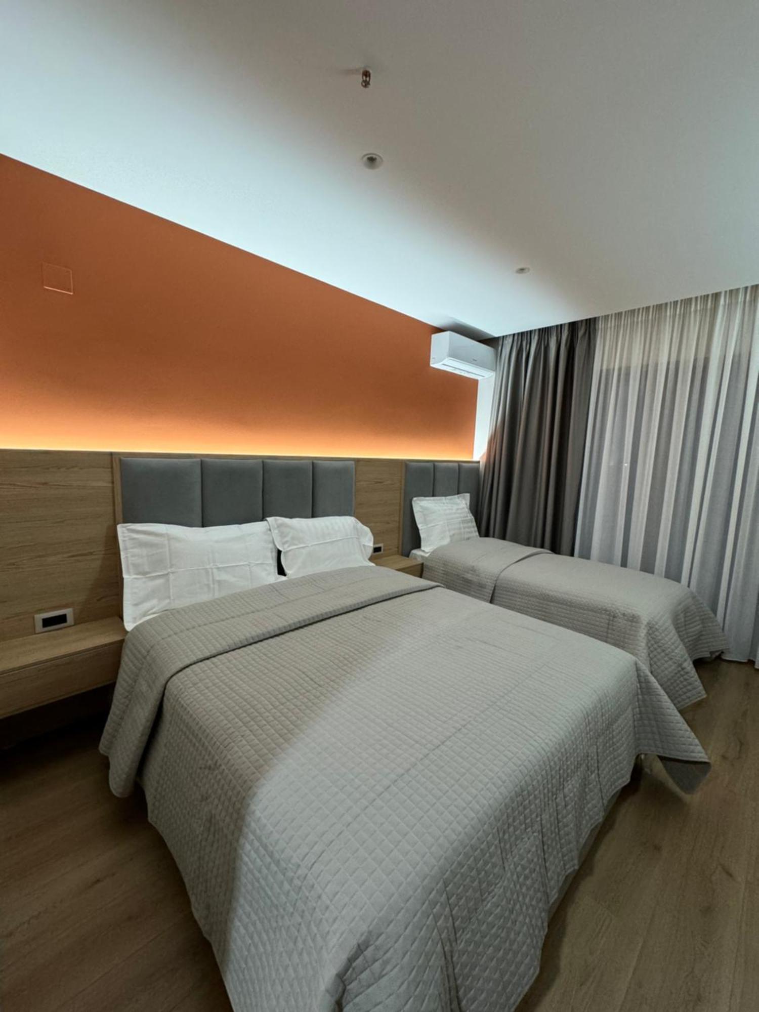 Hotel Lyhnidas Udenisht 외부 사진