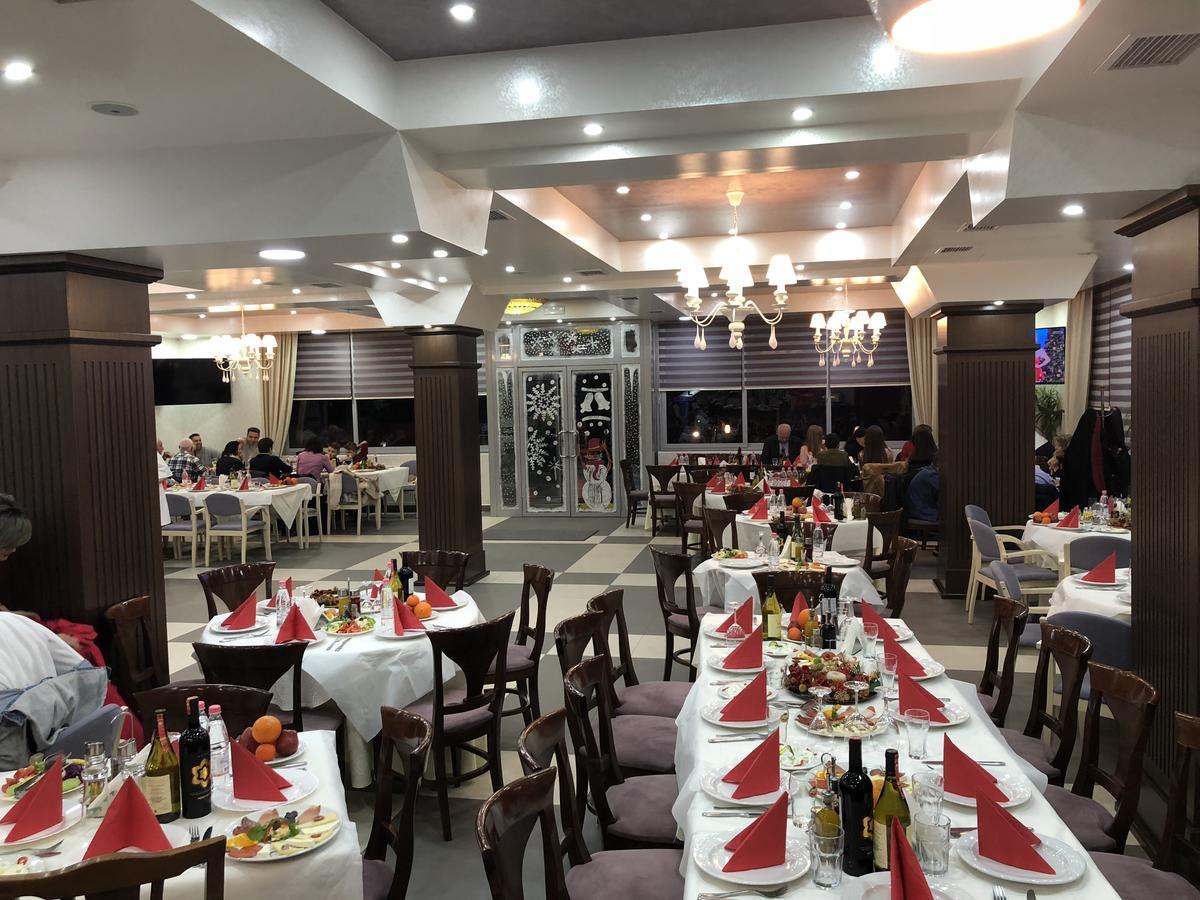 Hotel Lyhnidas Udenisht 외부 사진