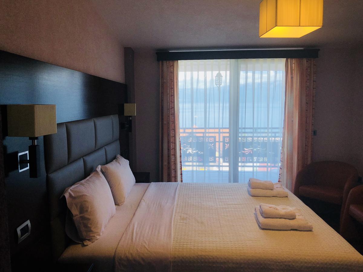 Hotel Lyhnidas Udenisht 외부 사진