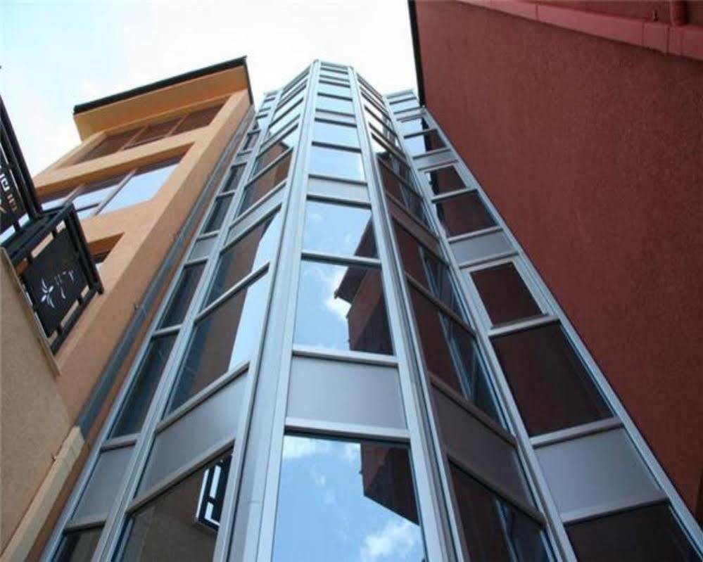 Hotel Lyhnidas Udenisht 외부 사진